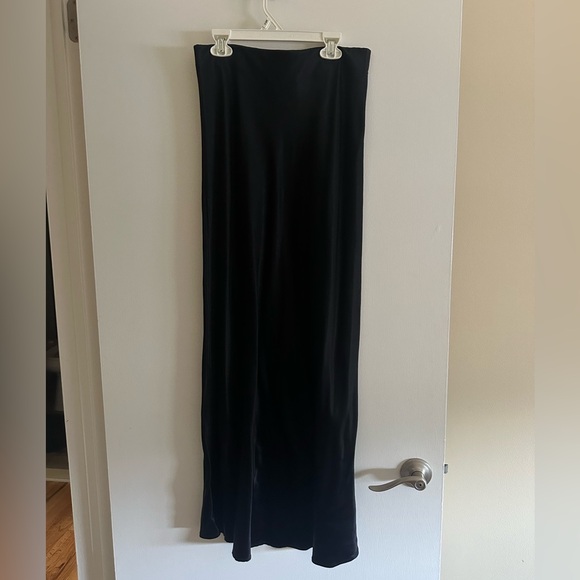 Black Satin Skirt - Picture 1 of 4